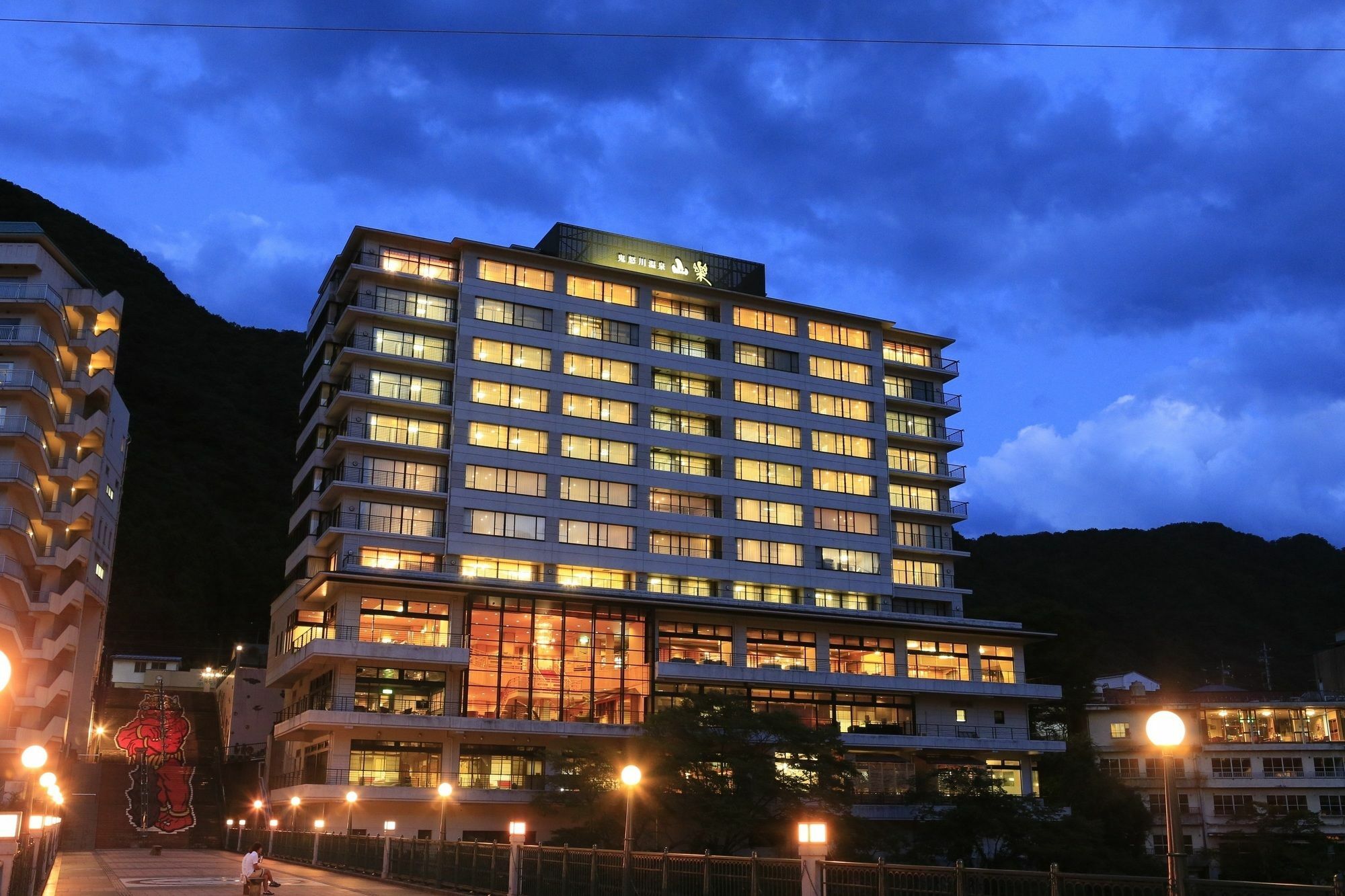 คินูกาว่า ออนเซน ซานรากุ Hotel นิกโก ภายนอก รูปภาพ